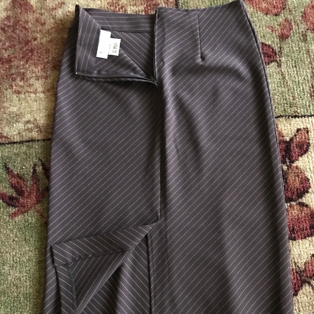 Brown pinstripe xoxo women’s pencil skirt 7 90s friends